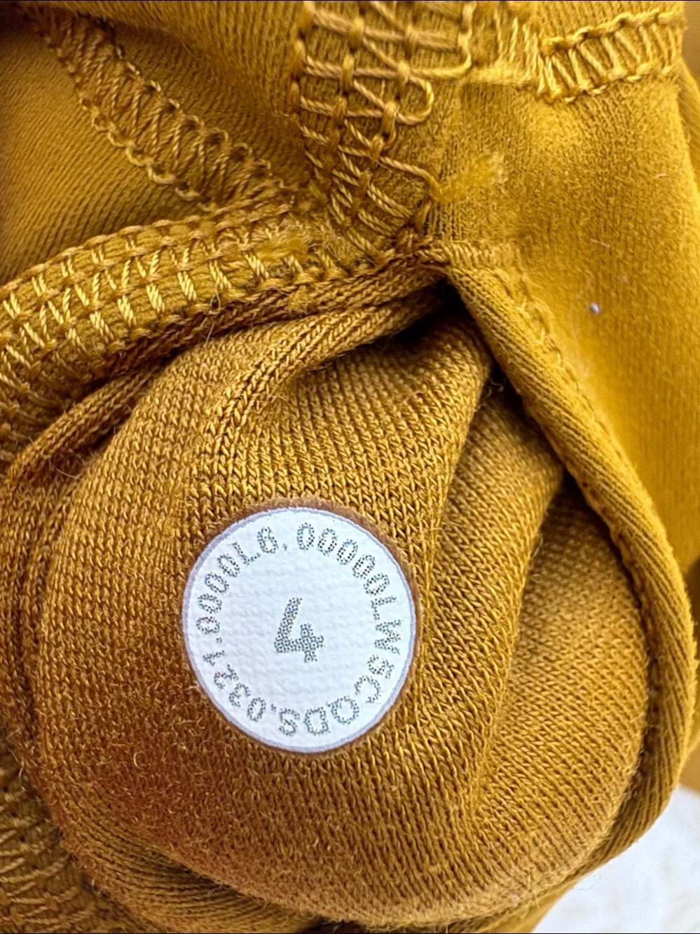 Lululemon leggings size 4
